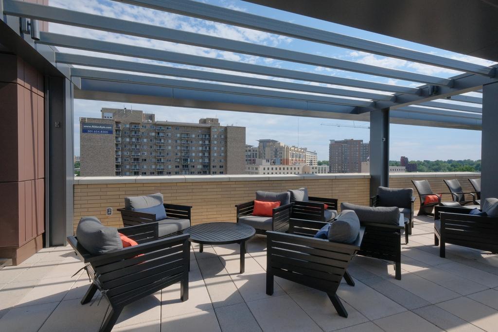 Global Luxury Suites In Downtown בת'סדה מראה חיצוני תמונה