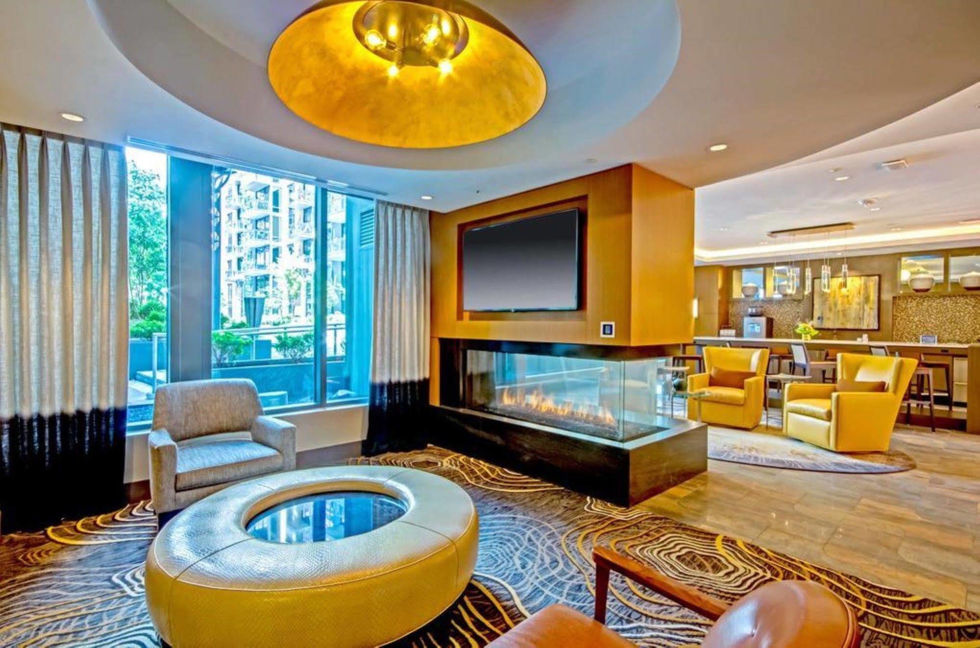 Global Luxury Suites In Downtown בת'סדה מראה חיצוני תמונה